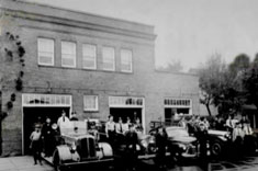 Historic photo of the Bend fire station on Minnesota Ave during the 1940's.