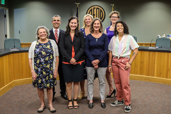 Bend City Council group portrait.