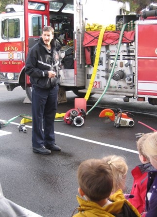 Engine Tour to Kids