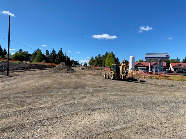 A photo of the 27th Street & Butler Market roundabout construction site, looking twords 27th Street.