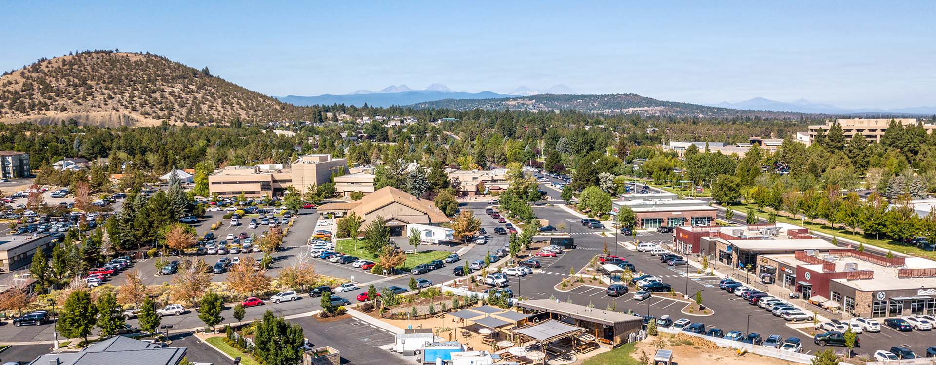 Aerial photo of Bend looking West from 27th Street.