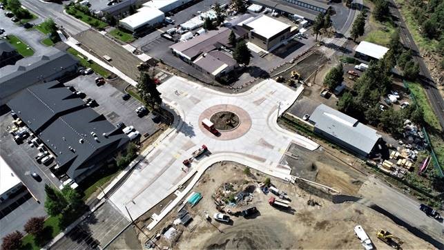 An aerial photo overlooking the 9th Street & Wilson Avenue roundabout.