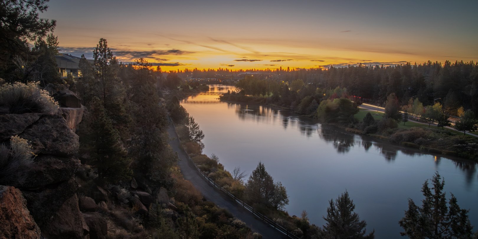 Sunrise over the Deschutes River.
