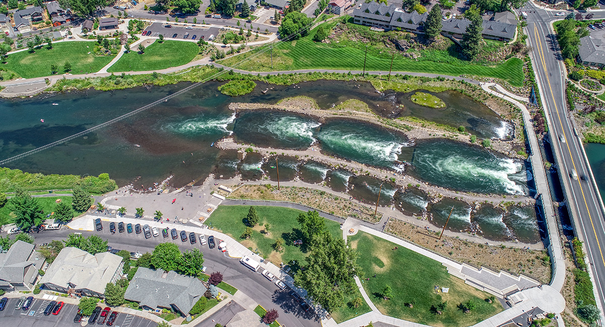 Drone shot of McKay Park with the Deschutes River in the middle of the picture.