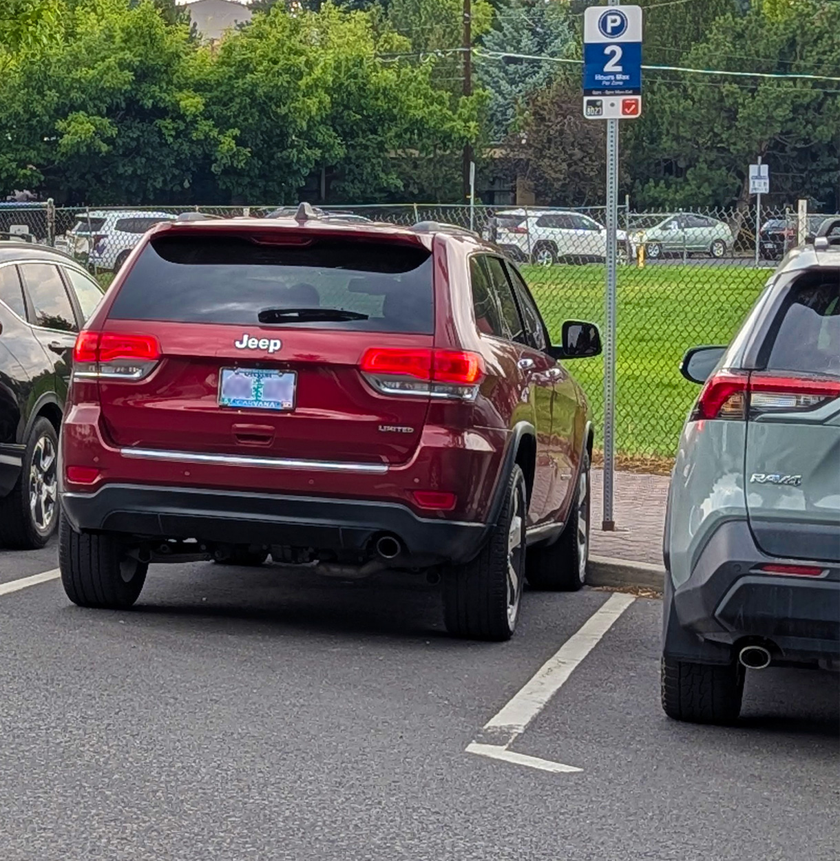Cars parked in Downtown Bend.